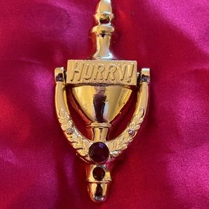 VINTAGE CLASSIC STYLE GOLD BRASS WITH RUBY ( RED CRYSTAL) DOOR KNOCKER